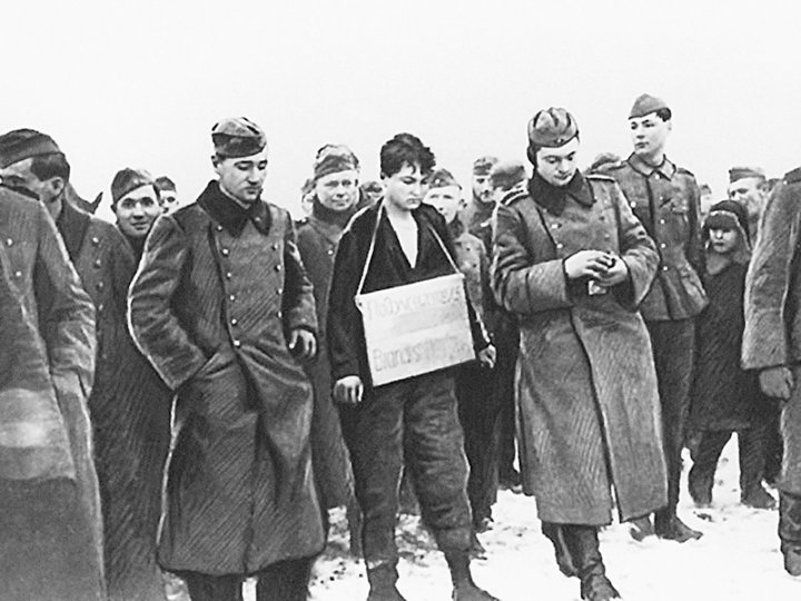 Gerilla Zoya: Her Adımda Direniş Her Sözde Cesaret (Alev&nbsp;Palo)