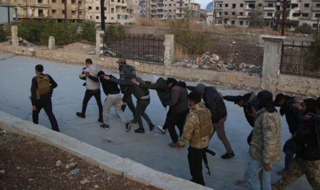 Tarih Öncesi Köpekler Havlarken (Bengi&nbsp;Çolpan)